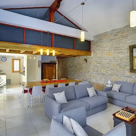 Bazgalji Villa